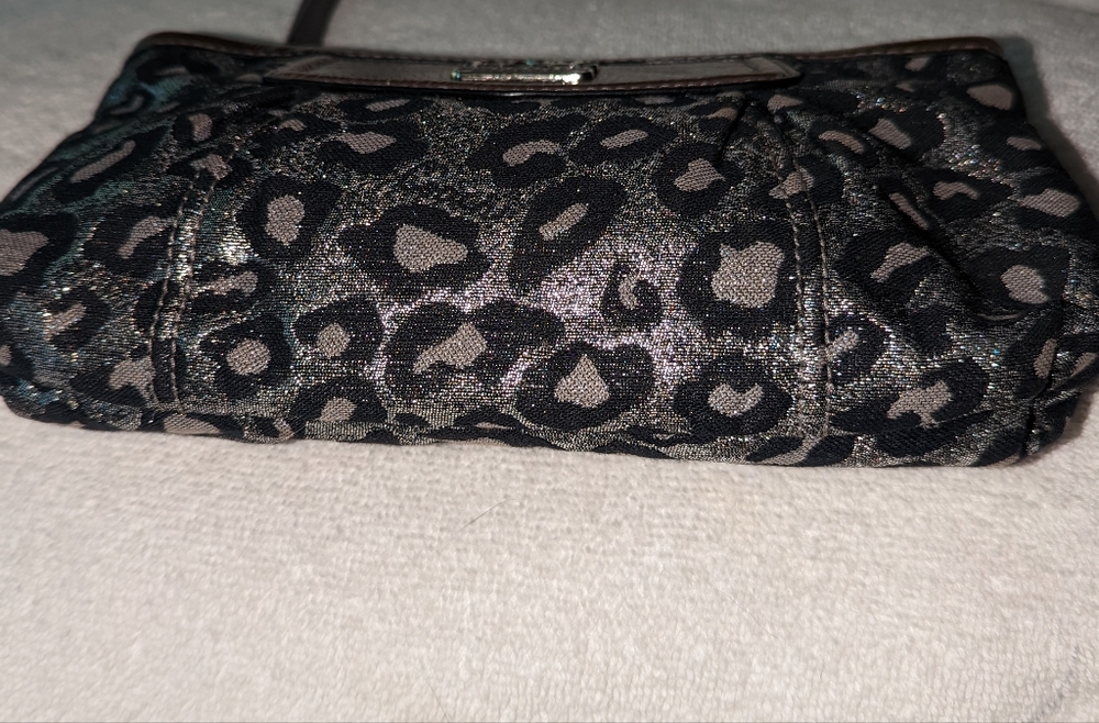 Coach Madison Ocelot gray metallic black leopard wristlet. - Picture 4 of 8
